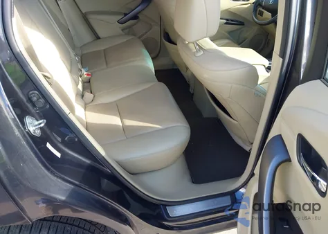 2015 Acura Rdx z USA, uszkodzony, nr VIN 5J8TB4H31FL024961